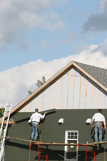 How To Choose The Right Materials for Your Siding Installation in 'Green Tree, PA